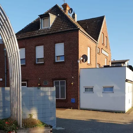 Restaurant Knechtstedener Hof 3*