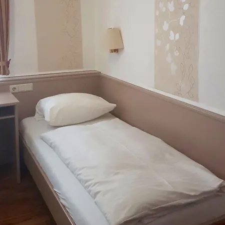 Restaurant Knechtstedener Hof Hotel 3*