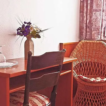 Otel Restaurant Knechtstedener Hof 3*