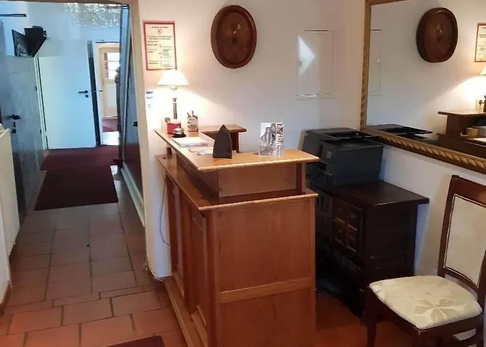 Restaurant Knechtstedener Hof 3*