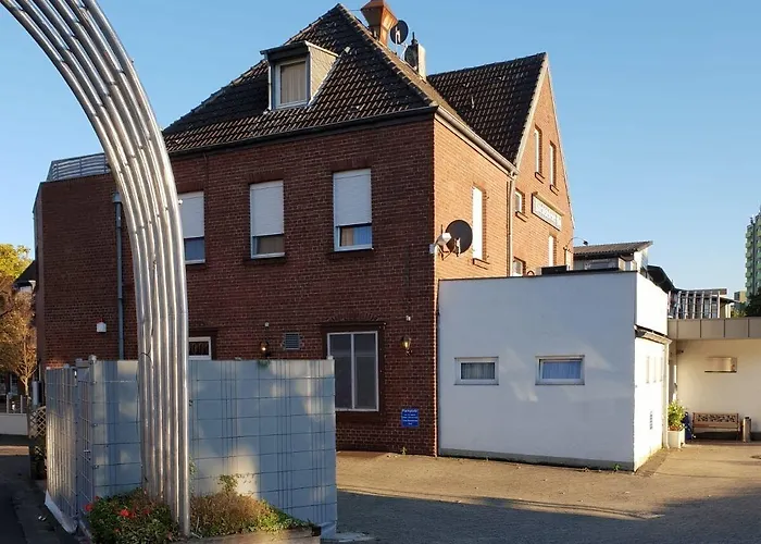 Restaurant Knechtstedener Hof 3*